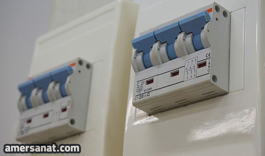 3- switch